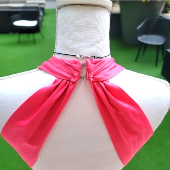 🆕️🆑️ Bright Pink Party Dress | Open Back Floor Length Deep V-neckline 5/6 - Picture 9 of 16